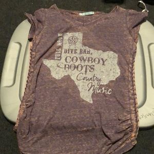 Cute county T-shirt!